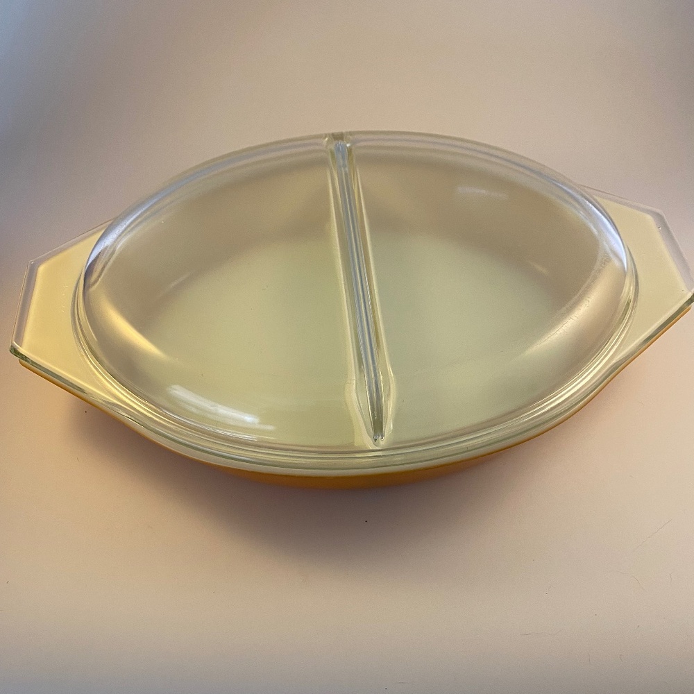 Vintage Pyrex Divided Casserole Dish,, 1-1/2 Quart, with Lid, Made in USA